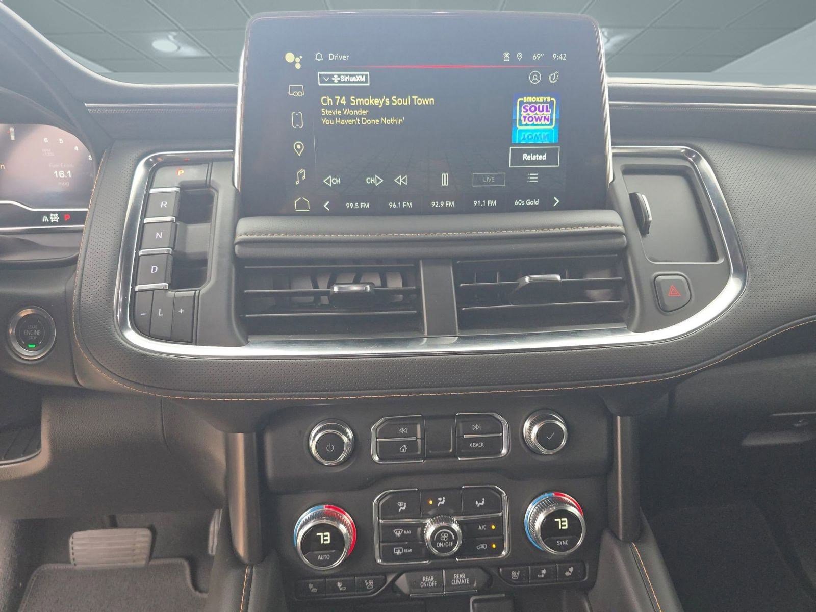 Used 2024 GMC Yukon AT4 w/ Technology Package image 22