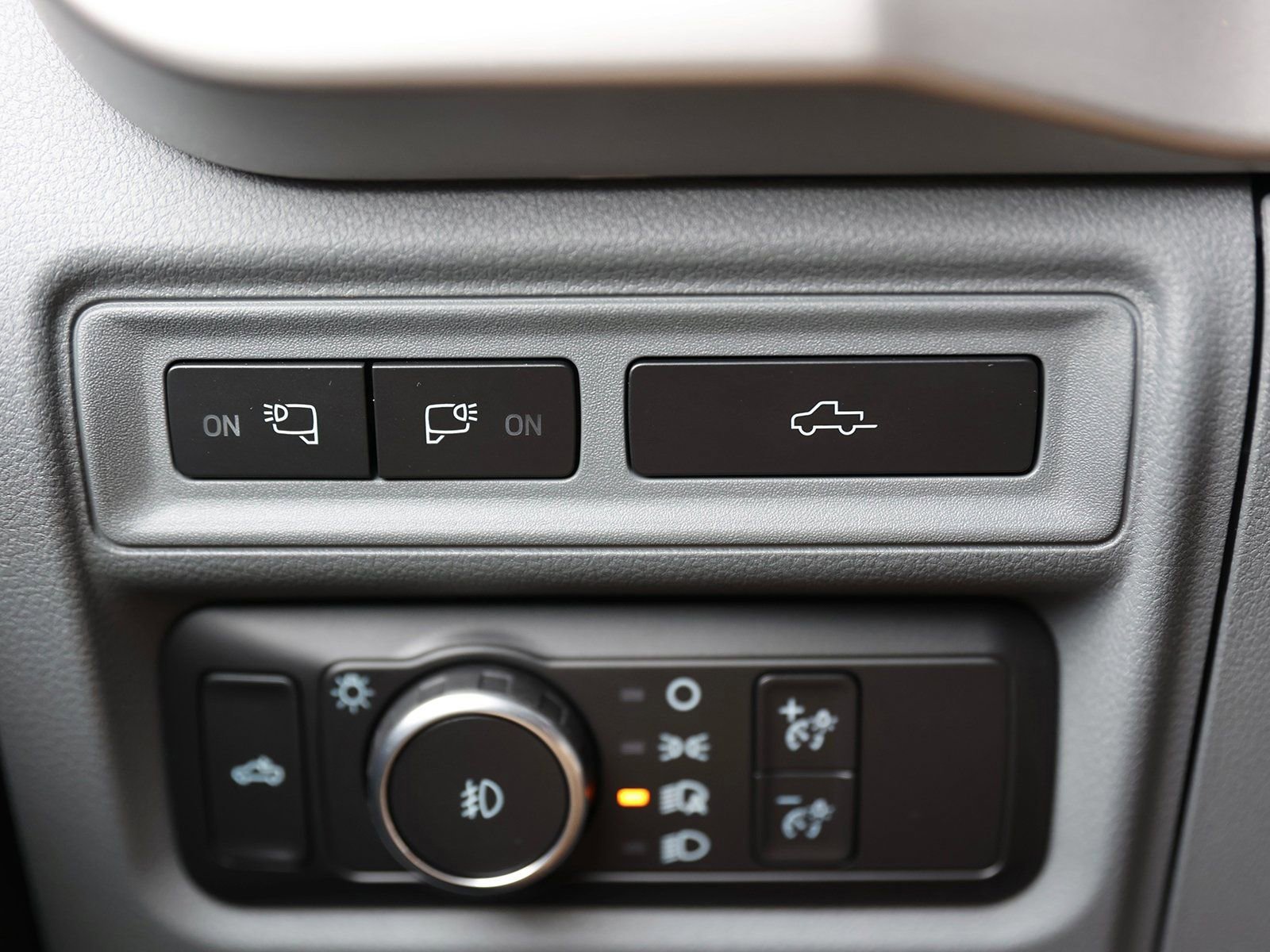 Certified 2022 Ford F150 XLT w/ Equipment Group 302A High image 38