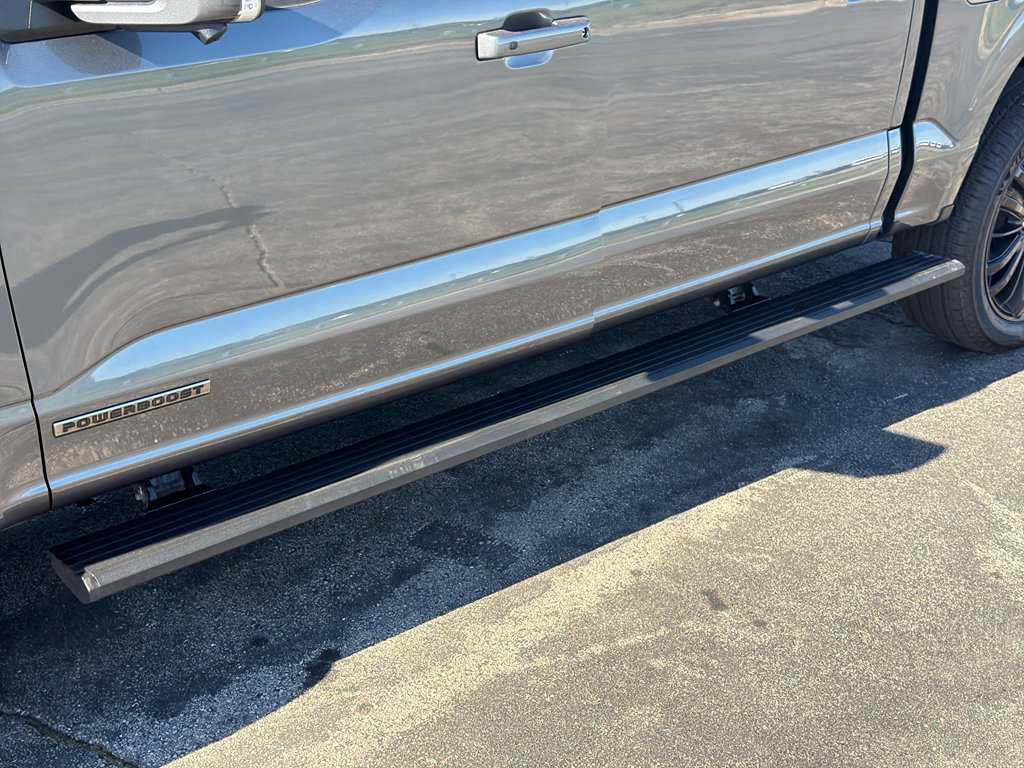 Certified 2025 Ford F150 Platinum AWD/4WD image 10