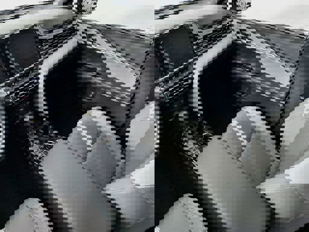 Used 2025 Toyota Camry SE w/ Multimedia Upgrade Package FWD image 14