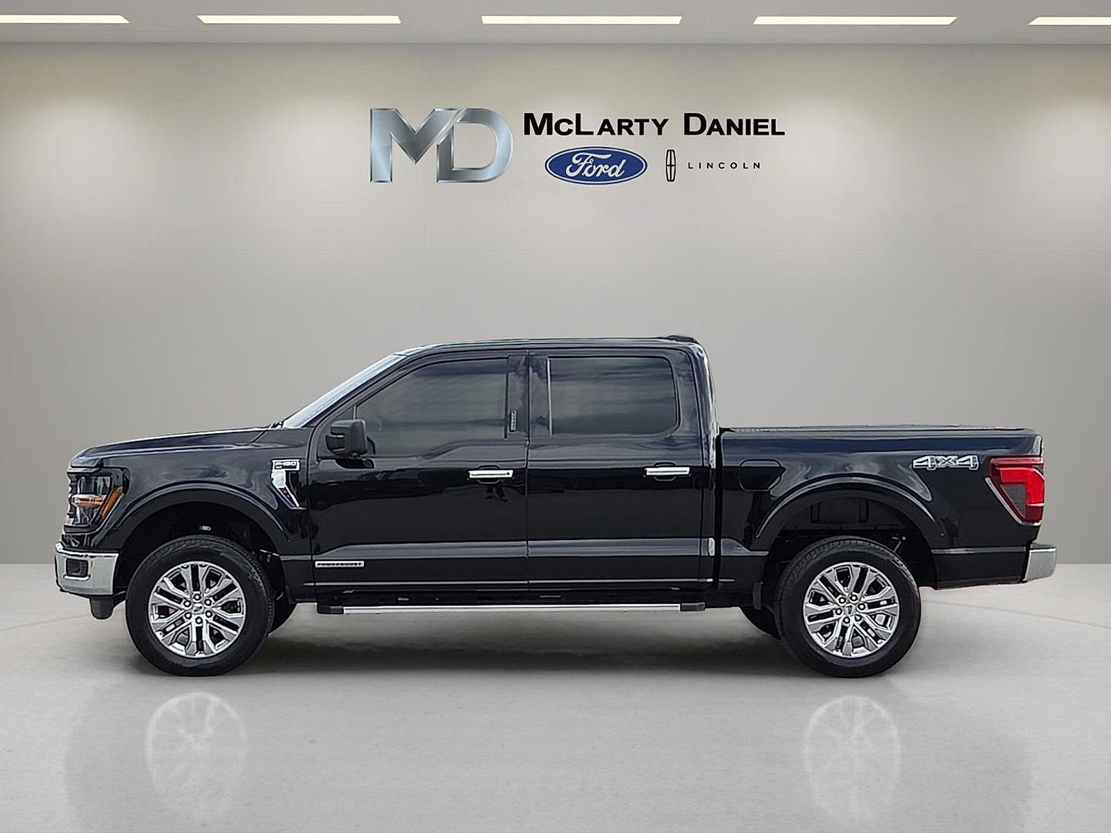 Certified 2024 Ford F150 XLT w/ Mobile Office Package AWD/4WD image 3