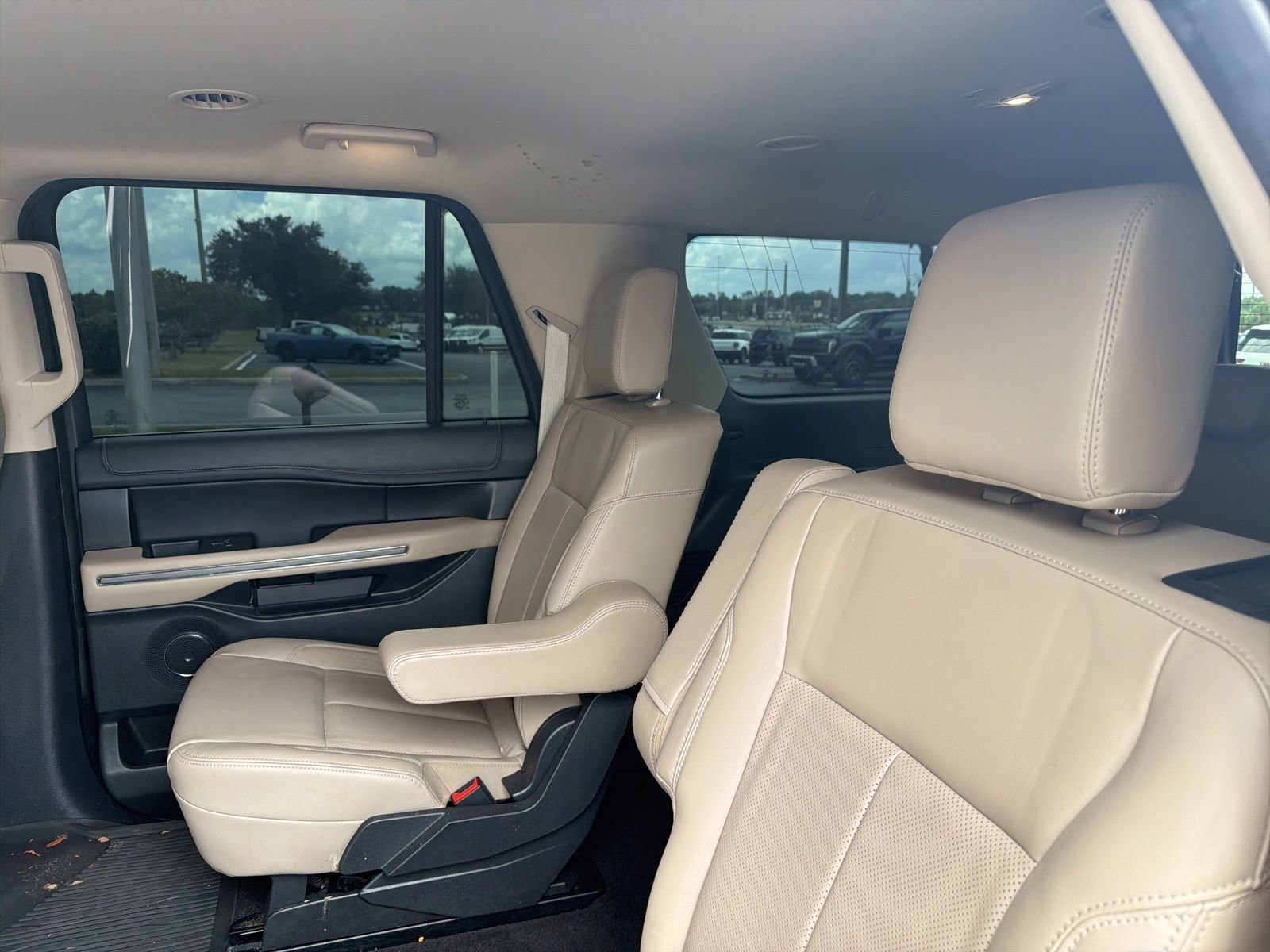 Certified 2022 Ford Expedition Max XLT RWD image 22
