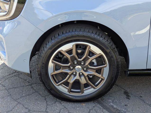 Certified 2025 Ford Expedition Max King Ranch image 10