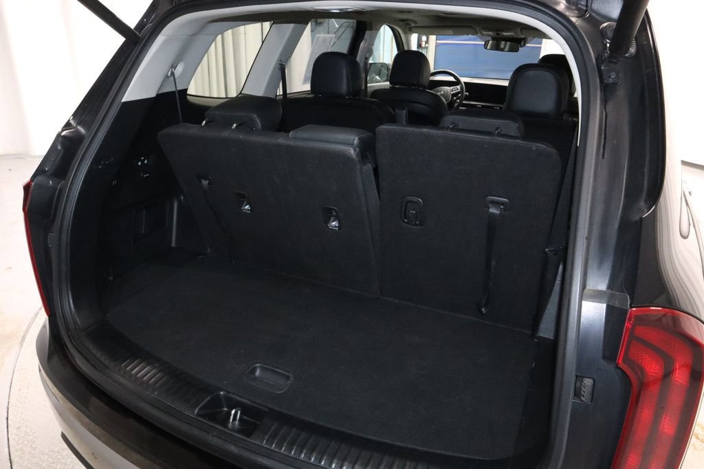 Used 2025 Kia Telluride S image 20