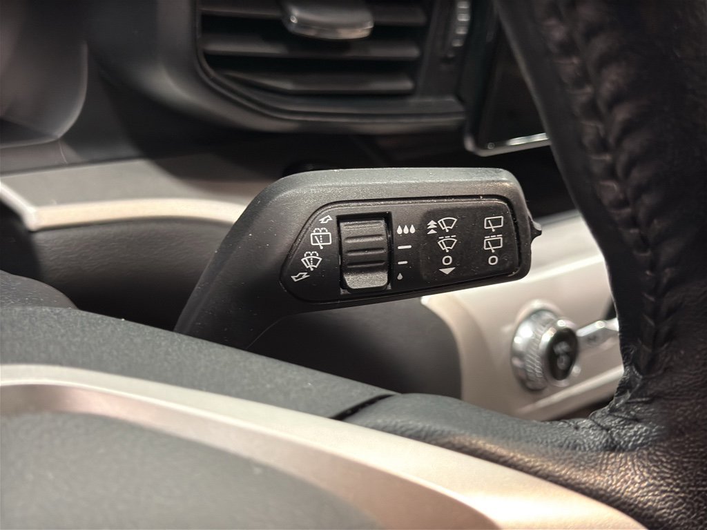 Certified 2022 Ford Explorer XLT w/ Class IV Trailer Tow Package image 14