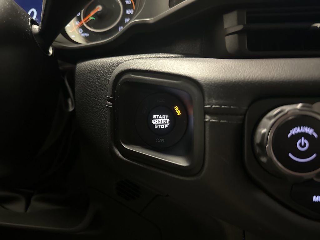 Used 2024 Jeep Wrangler Unlimited Rubicon w/ Convenience Group image 33