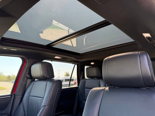 Used 2023 Toyota Sequoia Platinum AWD/4WD image 11
