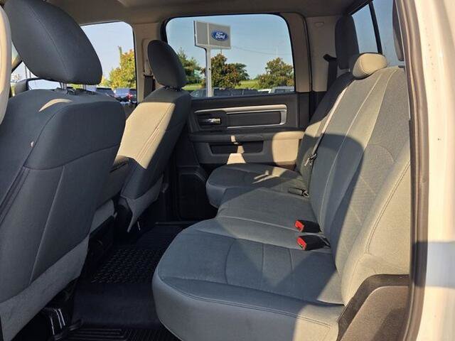 Used 2019 RAM 1500 Classic SLT AWD/4WD image 20