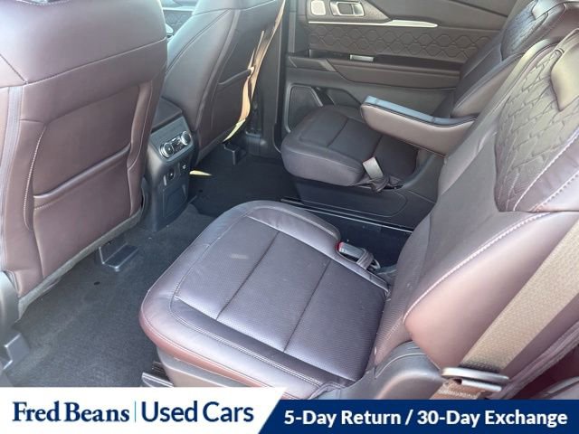 Certified 2025 Ford Explorer Platinum w/ Ultimate Package AWD/4WD image 13