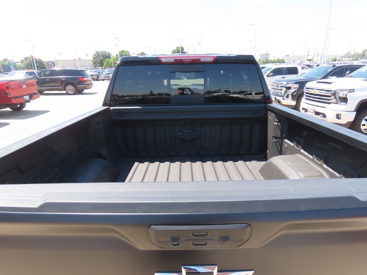 Used 2026 Chevrolet Silverado 1500 ZR2 w/ ZR2 Bison Edition AWD/4WD image 12
