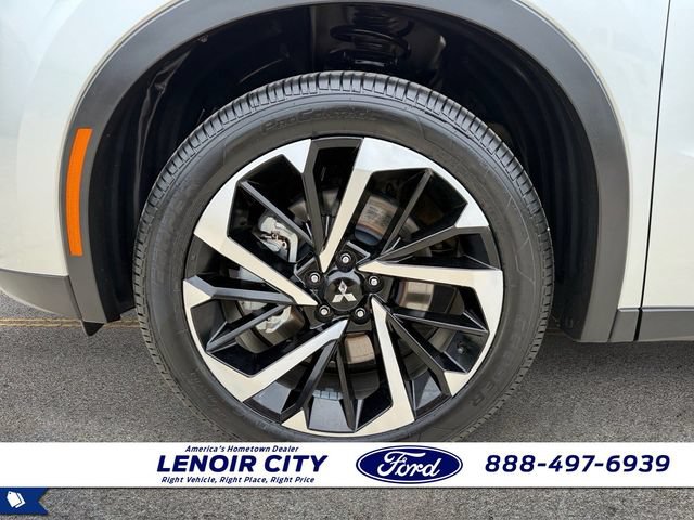 Used 2023 Mitsubishi Outlander SE FWD image 9