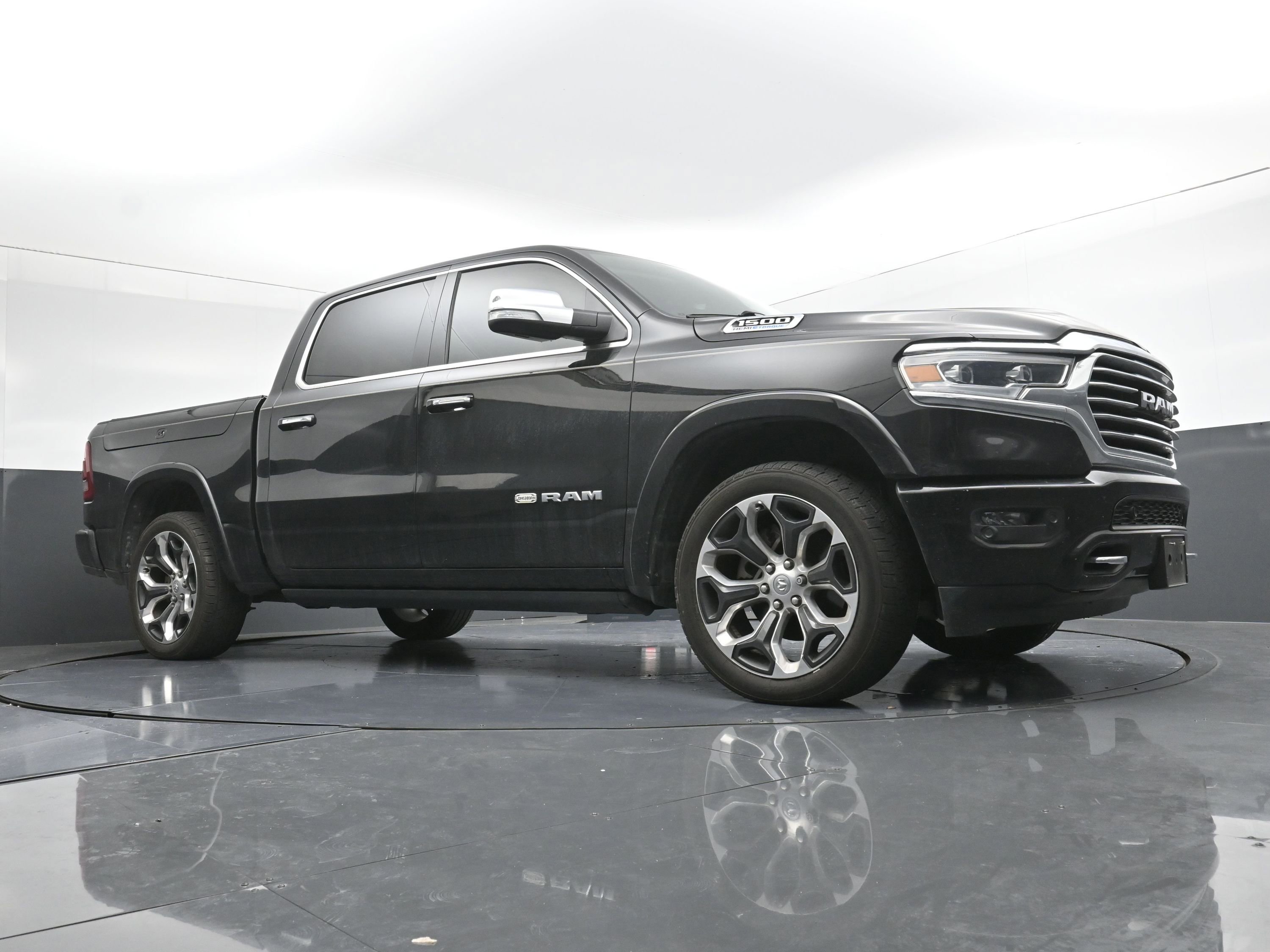 Used 2022 RAM 1500 Limited image 25