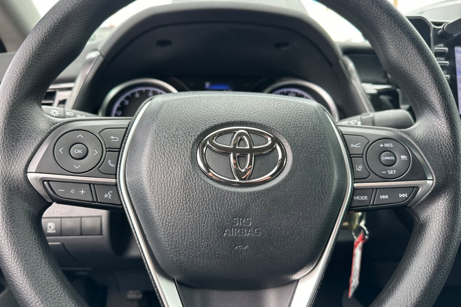 Used 2023 Toyota Camry LE FWD image 21
