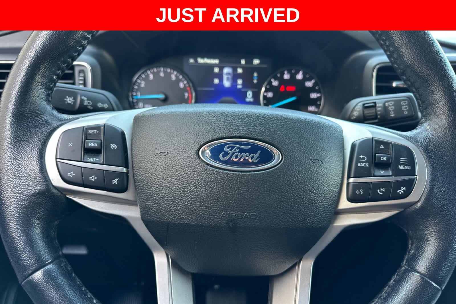 Certified 2022 Ford Explorer XLT w/ Equipment Group 202A RWD image 25