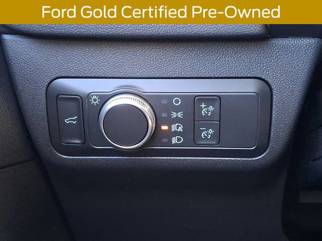 Certified 2022 Ford Escape SE w/ SE Sport Appearance Package image 28