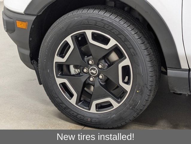 Certified 2023 Ford Bronco Sport Outer Banks AWD/4WD image 2