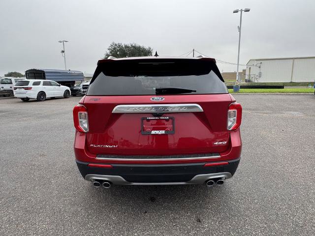Certified 2023 Ford Explorer Platinum w/ Technology Package AWD/4WD image 4