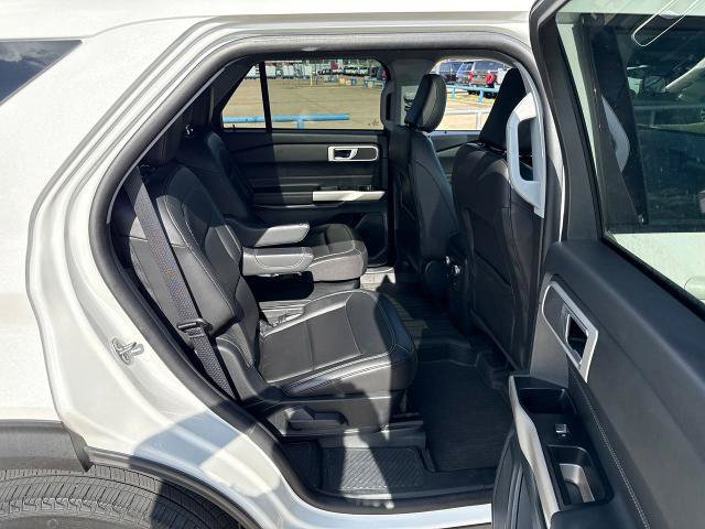 Certified 2023 Ford Explorer XLT w/ Equipment Group 202A AWD/4WD image 12