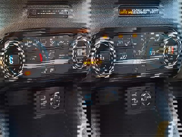 Certified 2021 Ford Escape SE image 15