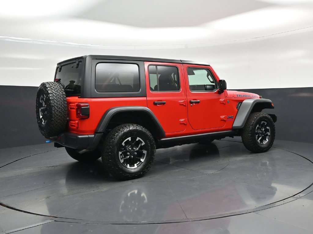 Used 2025 Jeep Wrangler Unlimited Rubicon 4xe w/ Safety Group AWD/4WD image 21