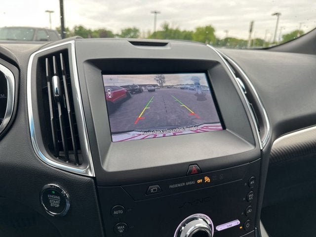 Certified 2020 Ford Edge Titanium w/ Equipment Group 301A AWD/4WD image 2