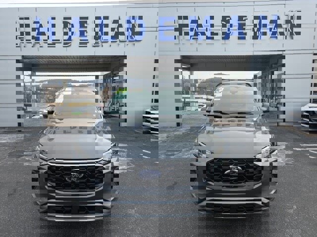 Certified 2023 Ford Escape ST-Line w/ Tech Pack #1 image 8