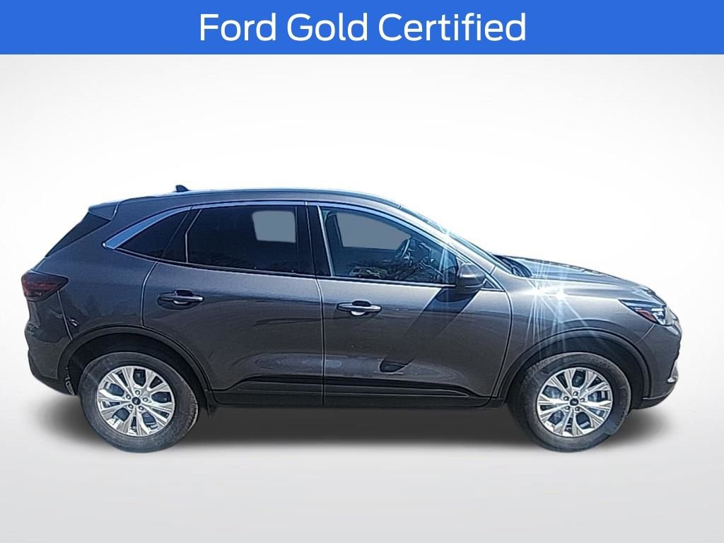 Certified 2023 Ford Escape Active AWD/4WD image 10
