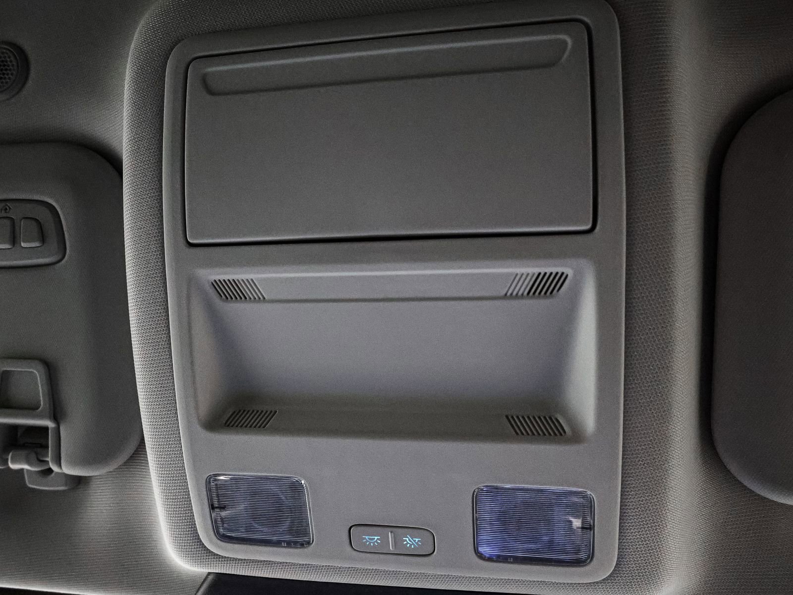 Certified 2025 Ford Escape Platinum AWD/4WD image 30