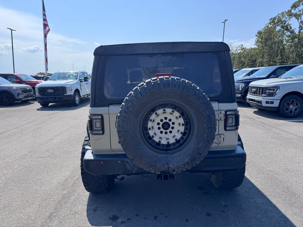 Used 2022 Jeep Wrangler Unlimited Sport AWD/4WD image 6