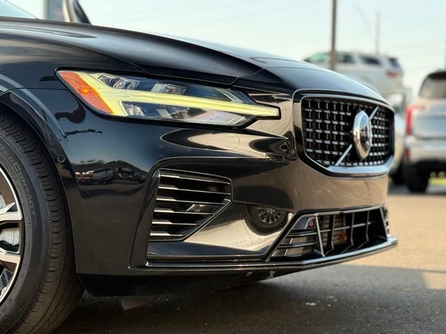 Used 2023 Volvo S60 T8 Plus AWD/4WD image 38