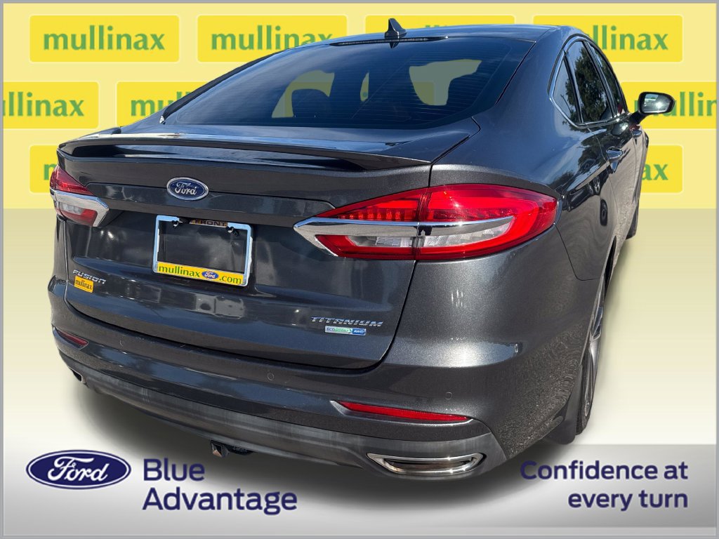Certified 2019 Ford Fusion Titanium AWD/4WD image 4