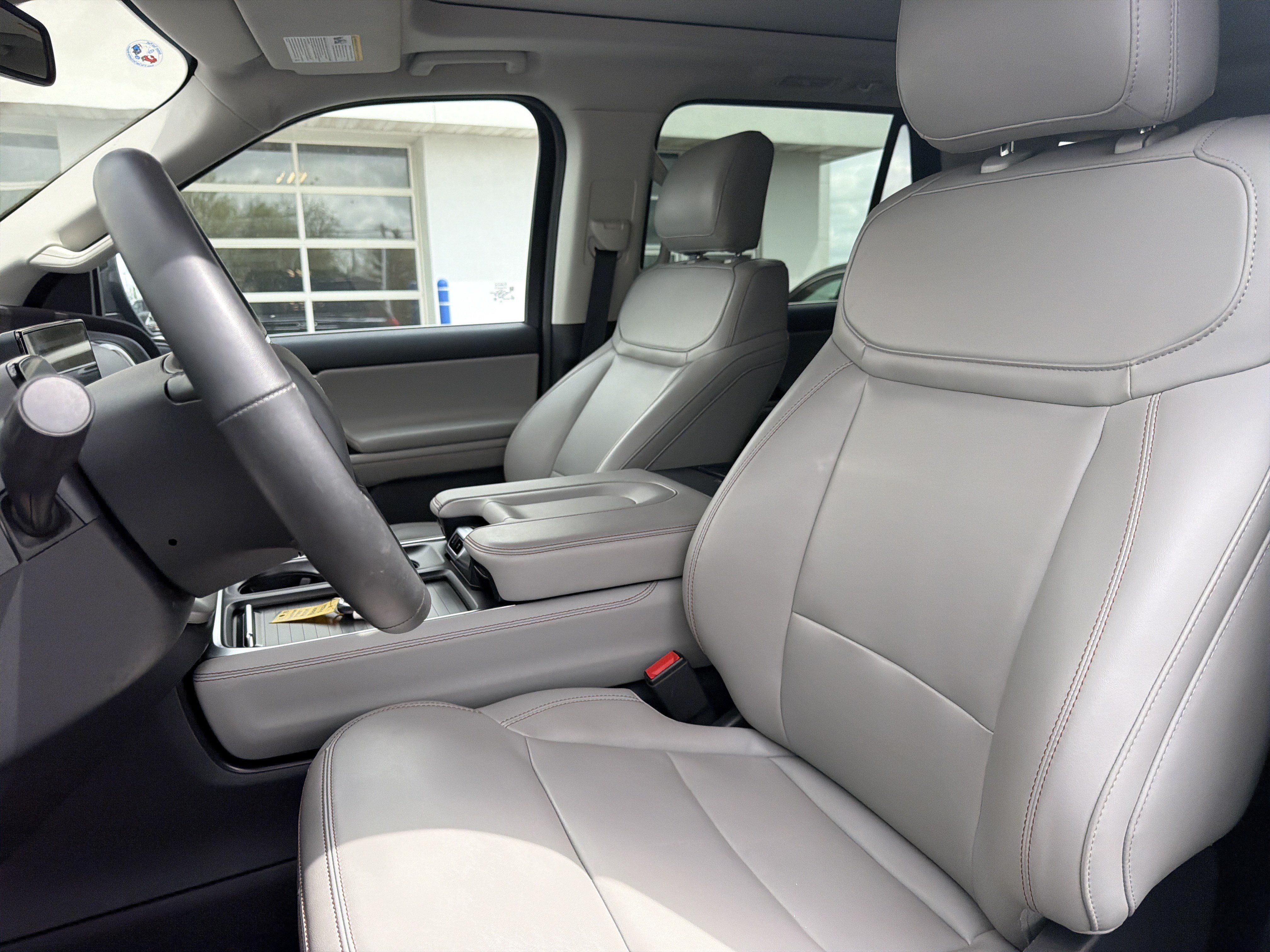 Certified 2025 Ford Expedition Max Active AWD/4WD image 45