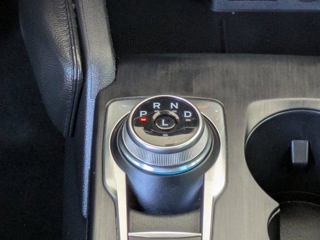 Certified 2022 Ford Escape SE w/ SE Sport Appearance Package image 16