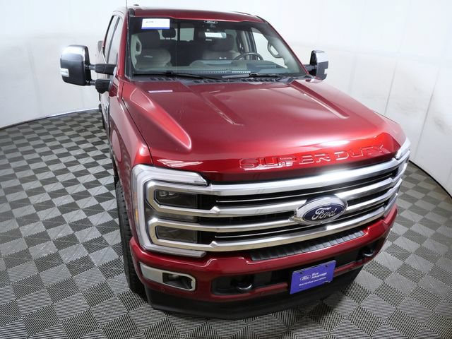 Certified 2025 Ford F250 Platinum w/ Platinum Plus Package AWD/4WD image 3