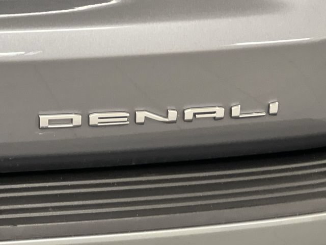 Used 2022 GMC Yukon Denali w/ Denali Premium Package AWD/4WD image 6