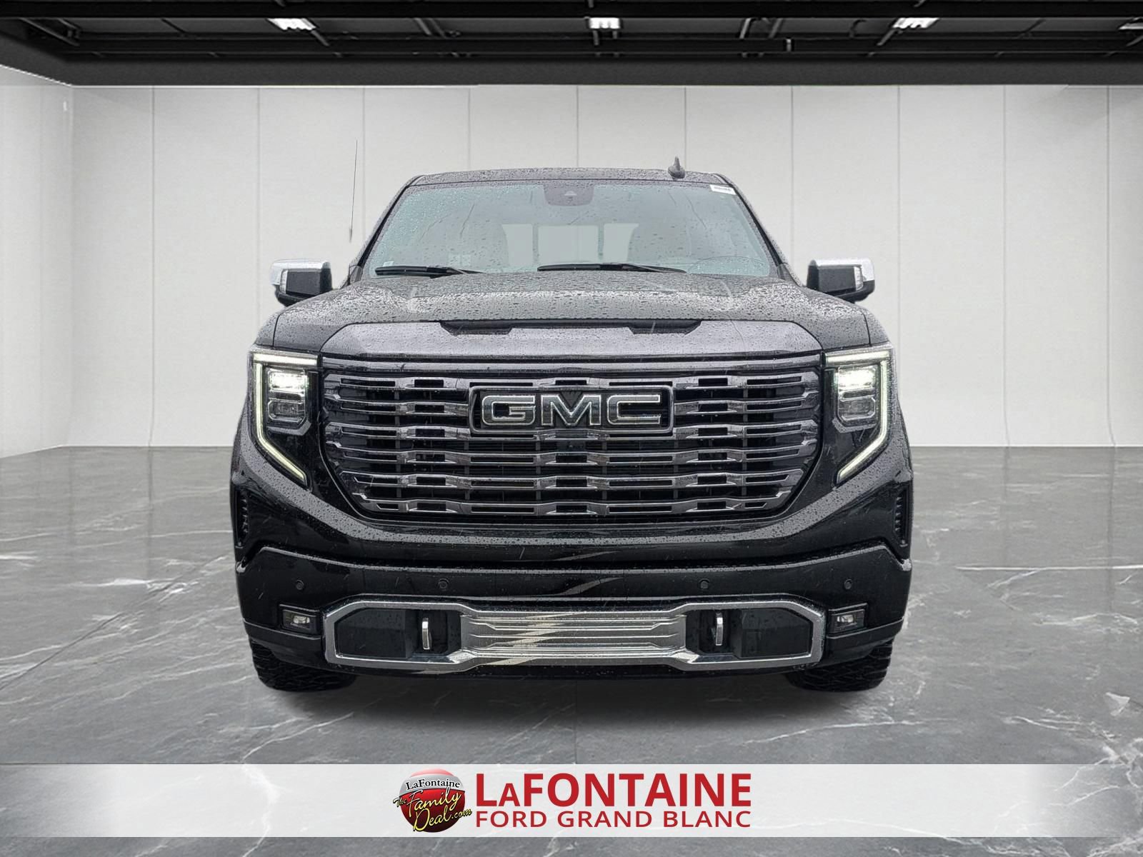 Used 2024 GMC Sierra 1500 Denali Ultimate AWD/4WD image 8