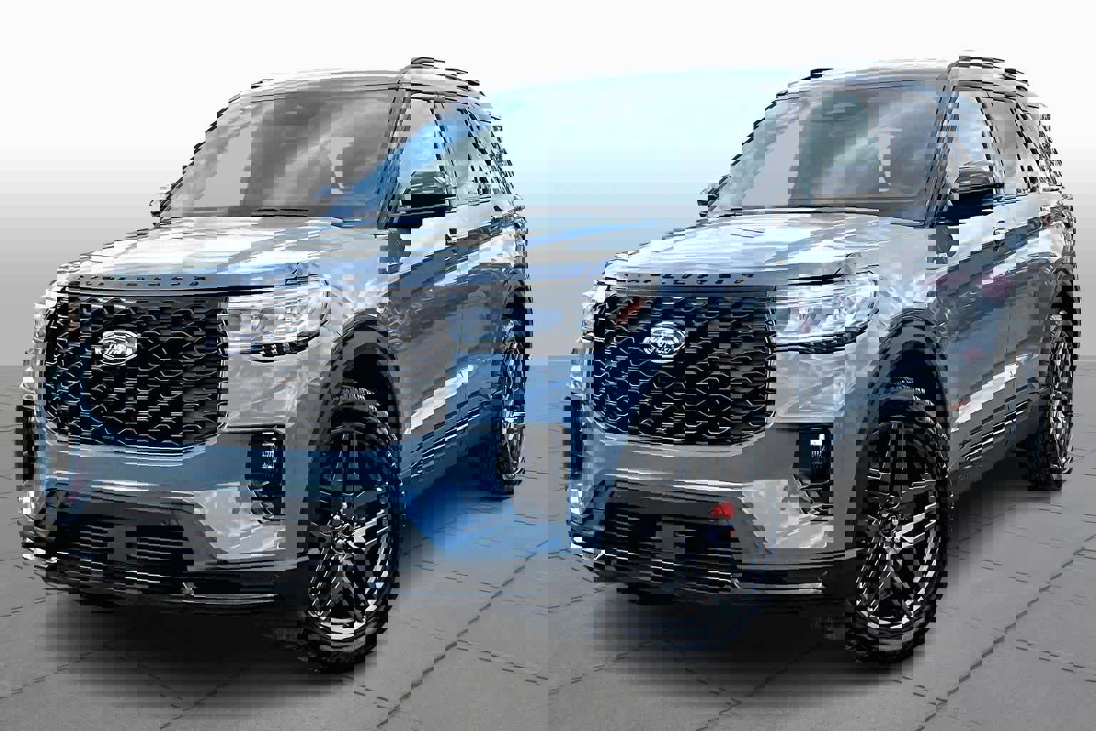 Certified 2025 Ford Explorer ST-Line w/ Premium Package image 6