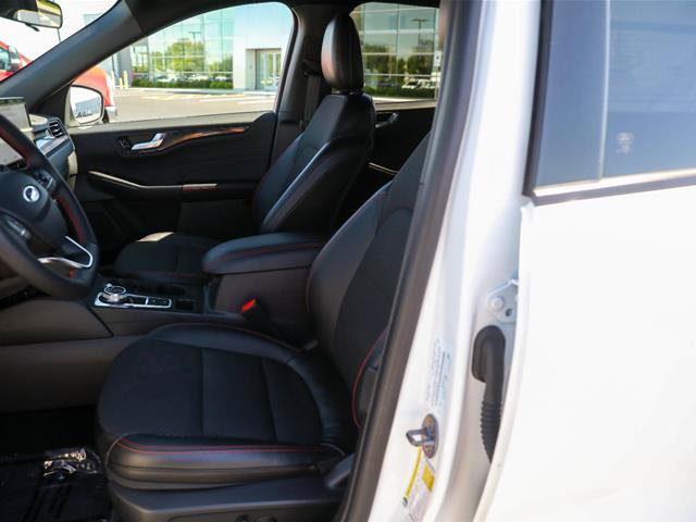 Certified 2024 Ford Escape ST-Line w/ Tech Pack #1 AWD/4WD image 19