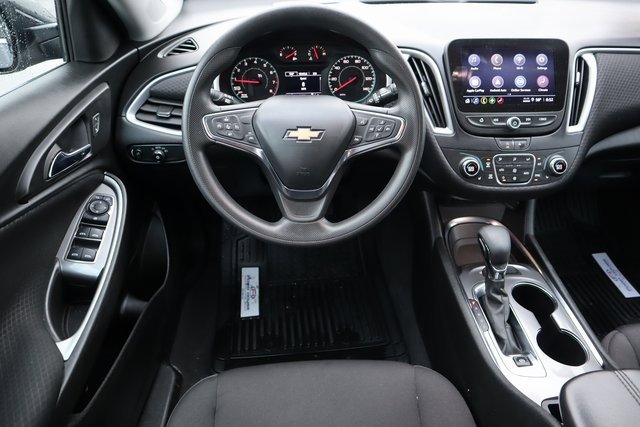 Used 2023 Chevrolet Malibu LT image 4