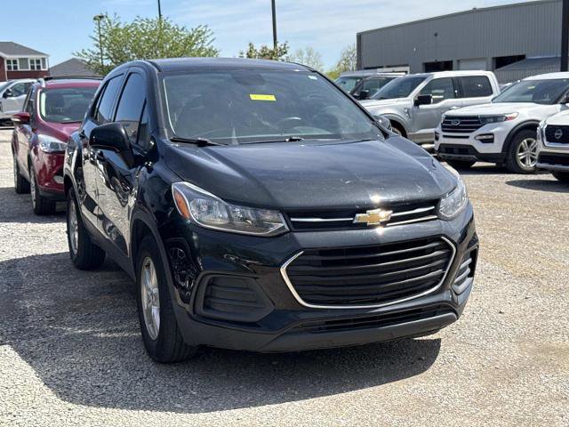 Used 2019 Chevrolet Trax LS w/ Tint and Cruise Package image 3