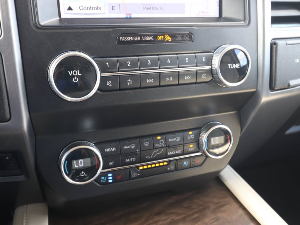 Certified 2019 Ford Expedition Platinum RWD image 23