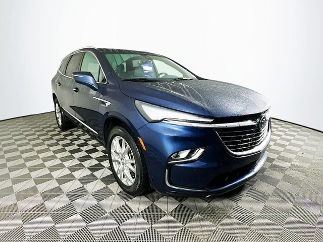 Used 2023 Buick Enclave Essence w/ Experience Buick Package image 8