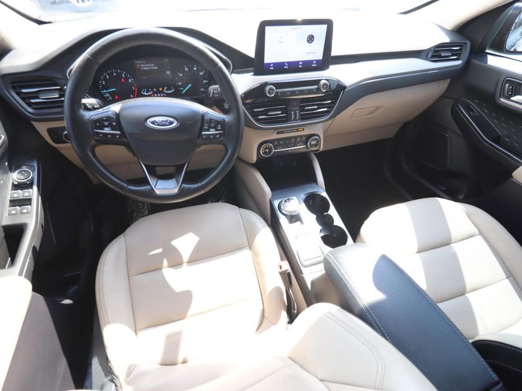 Certified 2020 Ford Escape SEL image 10