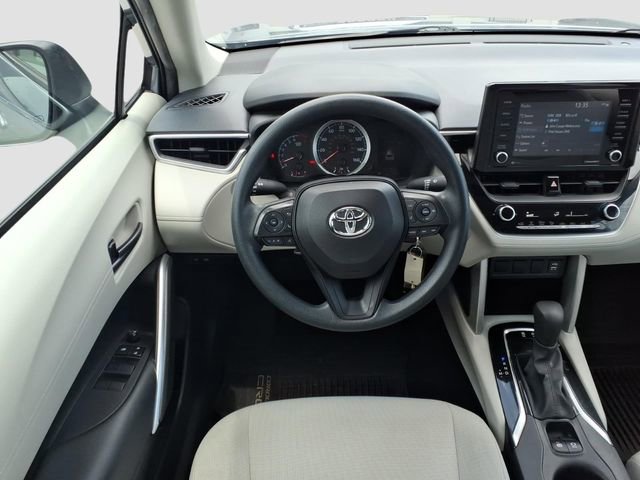 Used 2022 Toyota Corolla Cross L AWD/4WD image 13