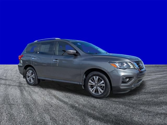 Used 2020 Nissan Pathfinder S FWD image 2