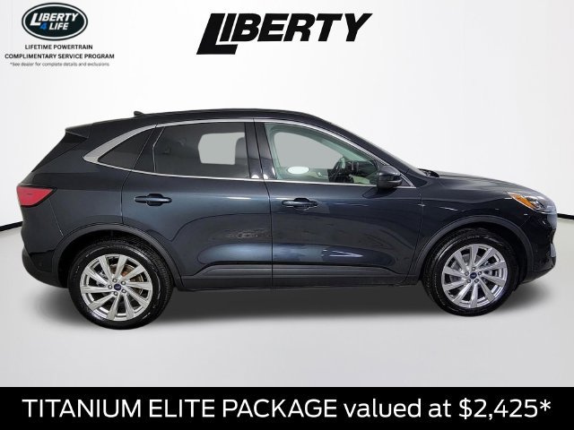 Certified 2022 Ford Escape Titanium w/ Titanium Elite Package AWD/4WD image 2