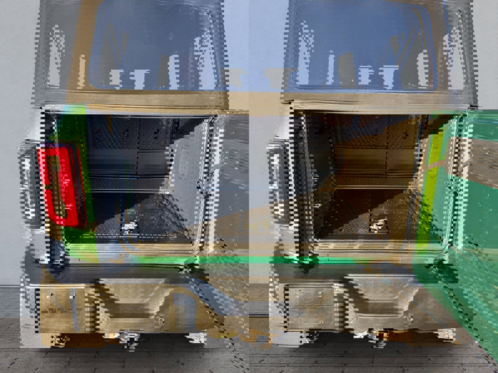 Certified 2023 Ford Bronco Big Bend w/ Sasquatch Package image 26