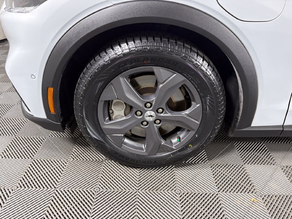 Certified 2021 Ford Mustang Mach-E Select w/ Comfort/Technology Package AWD/4WD image 11