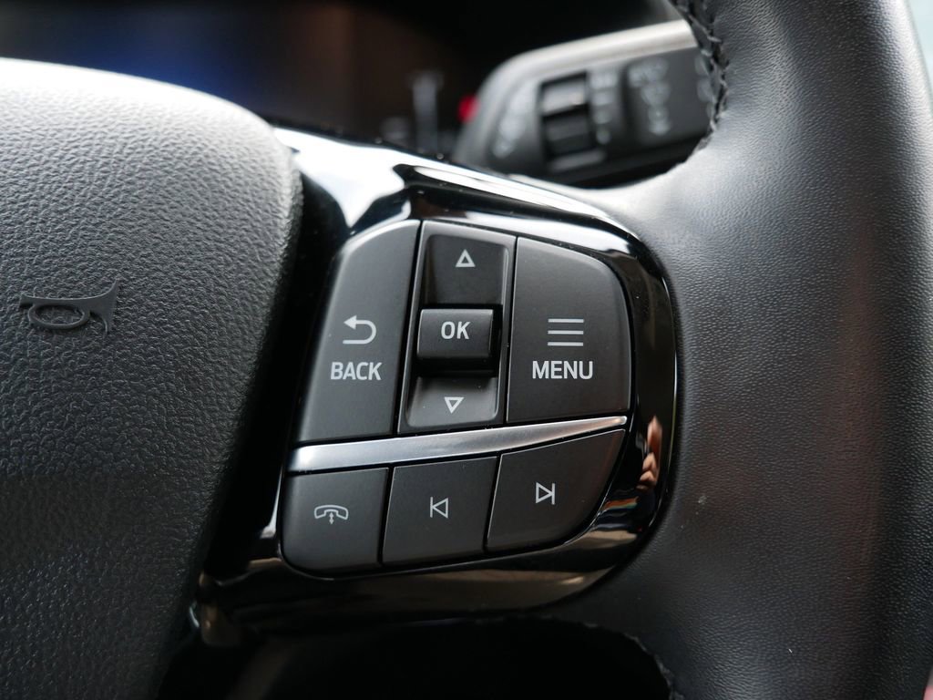 Certified 2023 Ford Escape SE FWD image 17