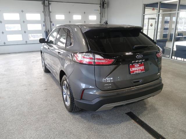 Certified 2022 Ford Edge SEL w/ Convenience Package image 3
